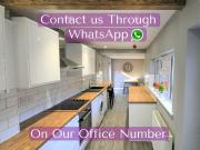 Room at Albert Road, Tamworth