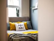 Room at Park Street, Farnworth