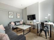 Room at Radford Boulevard, Nottingham