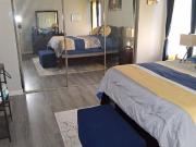 Room available in North Hoiston