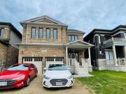 Room available on sharing basis for 1 girl in 4 BHK house