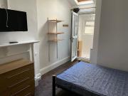 room Beechwood Road, Swansea