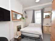 Room,berkeley Crescent, 1 Bedroom Terraced
