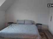 Room for rent for females only in family home