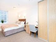 Room for rent in 7 bedroom apartment in Holborn, London