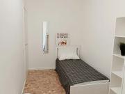 Room for rent in Bari, Puglia