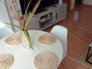 Room for rent in Calle poeta sansano, 22, Los Ángeles,...