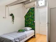 Room for rent in L'Haÿ les Roses, Île de France