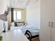 Room for rent in Madrid Retiro, Madrid