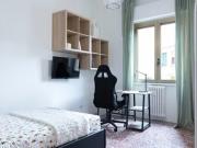 Room for rent in Milano Zona 4 Vittoria, Forlanini, Milan