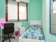 Room for rent in Milano Zona 5 Vigentino, Chiaravalle,...