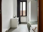 Room for rent in Milano Zona 5 Vigentino, Chiaravalle,...