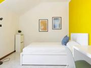 Room for rent in Milano Zona 6 Barona, Lorenteggio, Milan