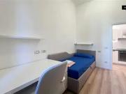 Room for rent in Milano Zona 8 Fiera, Gallaratese,...