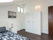 Room for rent in Milano Zona 9 Porta Garibaldi,...