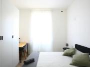 Room for rent in Milano Zona 9 Porta Garibaldi,...