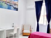 Room for rent in Napoli Municipalità 4, Naples