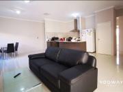 ROOM FOR RENT IN SHARE HOUSE