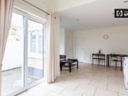 Room for rent in sweet 3 bedroom house, Melrose Park, Dublin