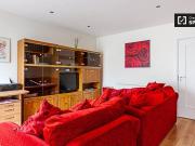 Room for rent in sweet 3 bedroom house, Melrose Park, Dublin