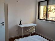 Room in a 5 bedroom apartment in Rua de Aires de...