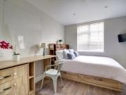 Room in a 8 Bedroom Apartment, Park View, Nottingham NG1...