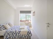 Room in a 9 bedroom apartment in Rua da Esperança,...