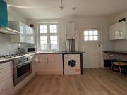 Room In A Flat Share £750 pcm