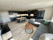 Room in a Shared Flat, High Road, NG9