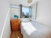 Room in a Shared House, Cable St, E1W