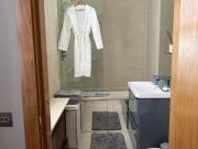 Room in a Shared House, Queensberry Place, SW7