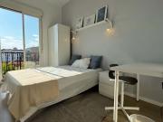 Room in Calle de Vallehermoso, Madrid for 100 m² with 5...