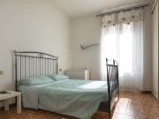 Room in Corso San Gottardo, Milano for 68 m² with 2 bedrooms