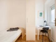 Room in Lisbon, close to the metro line Room 5 Room in Lisbon, close to the metro line Room 5
