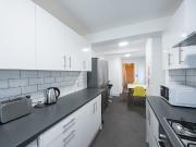room in Newport Road, Reading