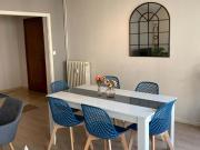 Room in Rue Lainé Laroche, Angers for 180 m² with 3 bedrooms