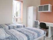 Bed in shared 9 bedroom flat for rent, Inns Quay