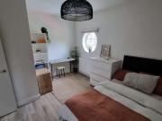 Room in shared apartment in Croydon