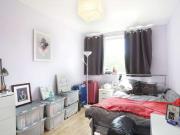 Room in shared flat for rent in Haggerston, London