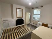 Room In Shared House, St James NN5, room to rent...