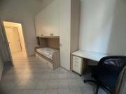 Room in Via San Vitale, Bologna for 100 m² with 3 bedrooms