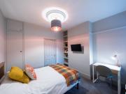 room in Wokingham Road, Reading