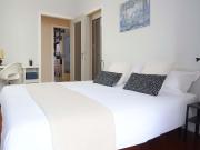 Room n°1 Large and comfortable room Piazza De Angeli, Milan