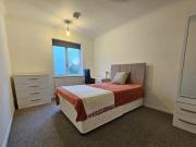 Room, Perne Avenue, 6 Bedroom House