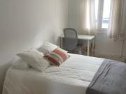 Se alquilan habitaciones en apartamento de 4 dormitorios...