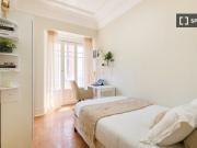 Quarto em apartamento partilhado de 4 quartos para...