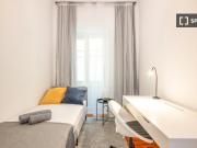 room_shared lisbon
