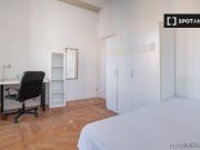 Habitación en piso compartido de 6 habitaciones en...