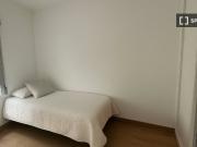 Habitación en piso compartido en alquiler en Peñagrande,...