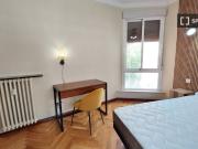 Habitación en piso compartido de 6 habitaciones en...